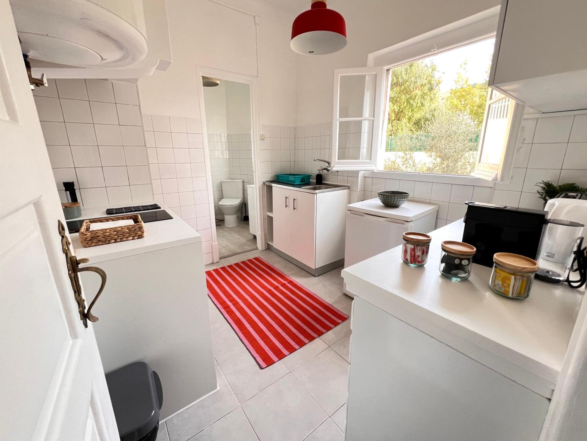 Apartment Bright, Spacious And Well-located, By Timecooler Lissabon